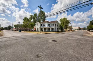 158 E Colorado, La Grange, TX 78945 - Photo 26