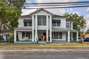 158 E Colorado, La Grange, TX 78945 - Photo 2