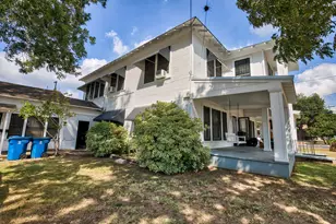 158 E Colorado, La Grange, TX 78945 - Photo 10