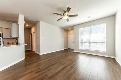 8220 N Tourmaline Way, La Marque, TX 77591 - Photo 10