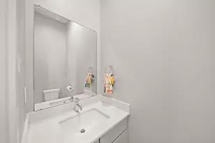 720 W Donovan St, Houston, TX 77091 - Photo 18