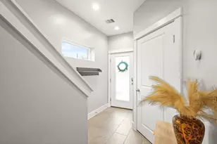 720 W Donovan St, Houston, TX 77091 - Photo 4