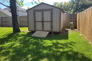 14307 Stonebury Trail Ln, Houston, TX 77044 - Photo 34