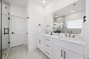 5626 Camino Encantado Dr, Houston, TX 77091 - Photo 24