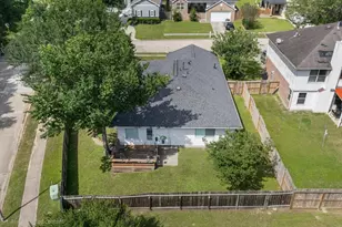 22811 August Leaf Dr, Tomball, TX 77375 - Photo 4