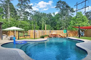 14046 Wolftrap Ln, Conroe, TX 77384 - Photo 2