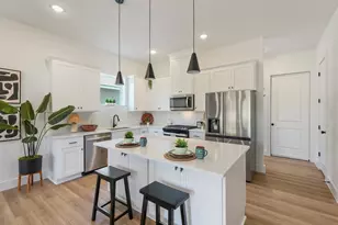 1911 Dewalt St, Houston, TX 77088 - Photo 6