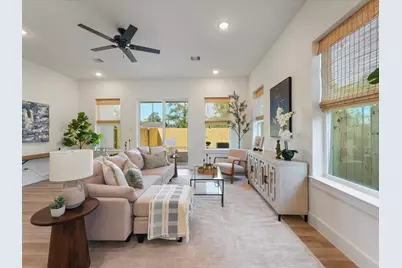 1911 Dewalt St, Houston, TX 77088 - Photo 8