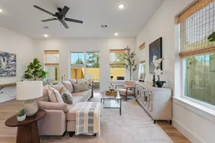 1911 Dewalt St, Houston, TX 77088 - Photo 8