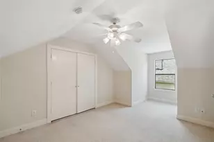 9805 Marlink Ln, Houston, TX 77025 - Photo 22