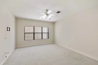 9805 Marlink Lane, Houston, TX 77025 - Photo 12
