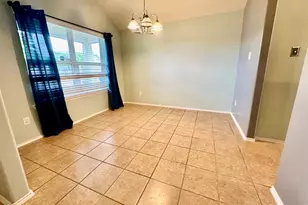 8515 Gander Bayshore Ln, Houston, TX 77040 - Photo 2
