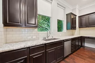 816 Yale St, Houston, TX 77007 - Photo 6