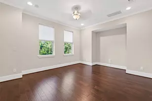 816 Yale St, Houston, TX 77007 - Photo 12
