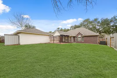 2710 W Oaks Circle E, Pearland, TX 77584 - Photo 4