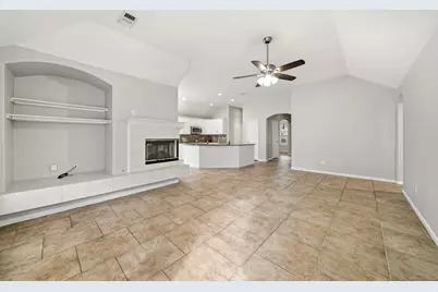 2710 W Oaks Circle E, Pearland, TX 77584 - Photo 12