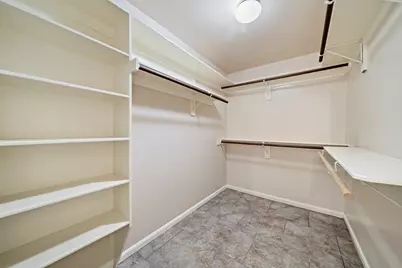 2710 W Oaks Circle E, Pearland, TX 77584 - Photo 16