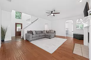 7411 Stonesfield Pl, Spring, TX 77389 - Photo 10