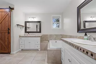 142 Fm 2296 Rd, Huntsville, TX 77340 - Photo 16