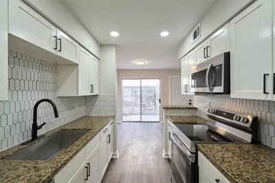 6500 Sands Point Drive #110, Houston, TX 77074 - Photo 10