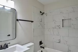 6500 Sands Point Dr, Houston, TX 77074 - Photo 22
