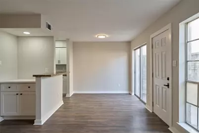 6500 Sands Point Drive #110, Houston, TX 77074 - Photo 6