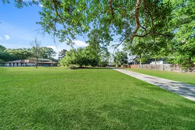7457 County Line Road, Willis, TX 77378 - Photo 2