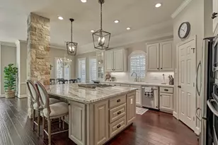 87 W Honey Grove Pl, The Woodlands, TX 77382 - Photo 14