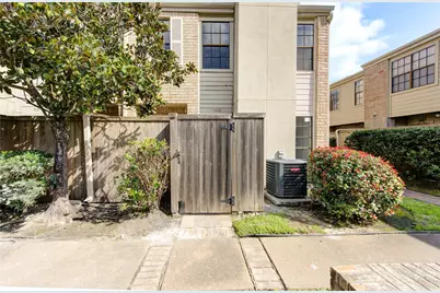 14600 Fonmeadow Drive #800, Houston, TX 77035 - Photo 6