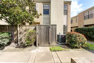 14600 Fonmeadow Dr, Houston, TX 77035 - Photo 6