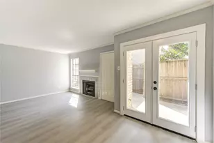 14600 Fonmeadow Dr, Houston, TX 77035 - Photo 16