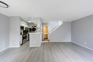 14600 Fonmeadow Dr, Houston, TX 77035 - Photo 10