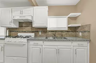 305 N Live Oak St, Houston, TX 77003 - Photo 12