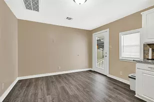 305 N Live Oak St, Houston, TX 77003 - Photo 10