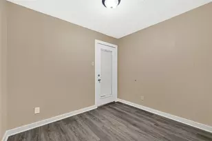 305 N Live Oak St, Houston, TX 77003 - Photo 14