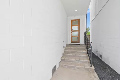 2239 N Macgregor Way, Houston, TX 77004 - Photo 2