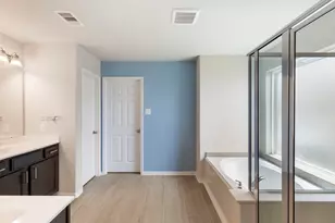 10158 N Whimbrel Cir, Conroe, TX 77385 - Photo 22