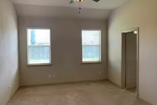 18827 Cove Pointe Dr, Cypress, TX 77433 - Photo 4