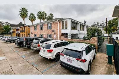 3616 Garrott Street #4, Houston, TX 77006 - Photo 4