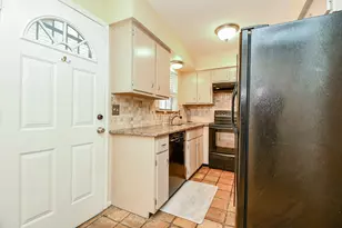 3616 Garrott St, Houston, TX 77006 - Photo 20