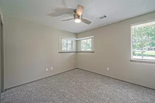 407 Stratmore Dr, Friendswood, TX 77546 - Photo 10