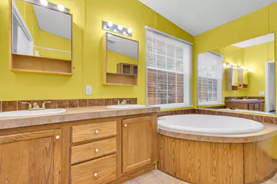 16352 Crockett Crossing, Conroe, TX 77303 - Photo 22