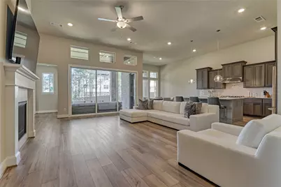 1716 Encino Boulevard, Conroe, TX 77304 - Photo 12