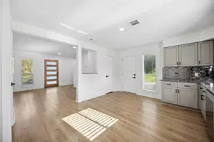 9443 Radio Rd, Houston, TX 77075 - Photo 2