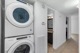 6402 Del Monte Dr, Houston, TX 77057 - Photo 12