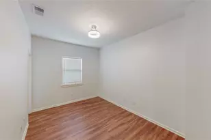5843 Petty St, Houston, TX 77007 - Photo 16