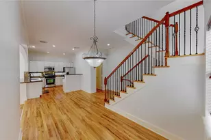 5843 Petty St, Houston, TX 77007 - Photo 4