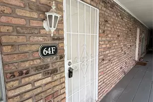 2201 Fountain View Dr, Houston, TX 77057 - Photo 1