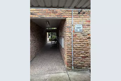 2201 Fountain View Drive #64F, Houston, TX 77057 - Photo 18
