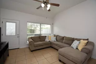 1734 Pepper Hill Ln, Sugar Land, TX 77479 - Photo 10